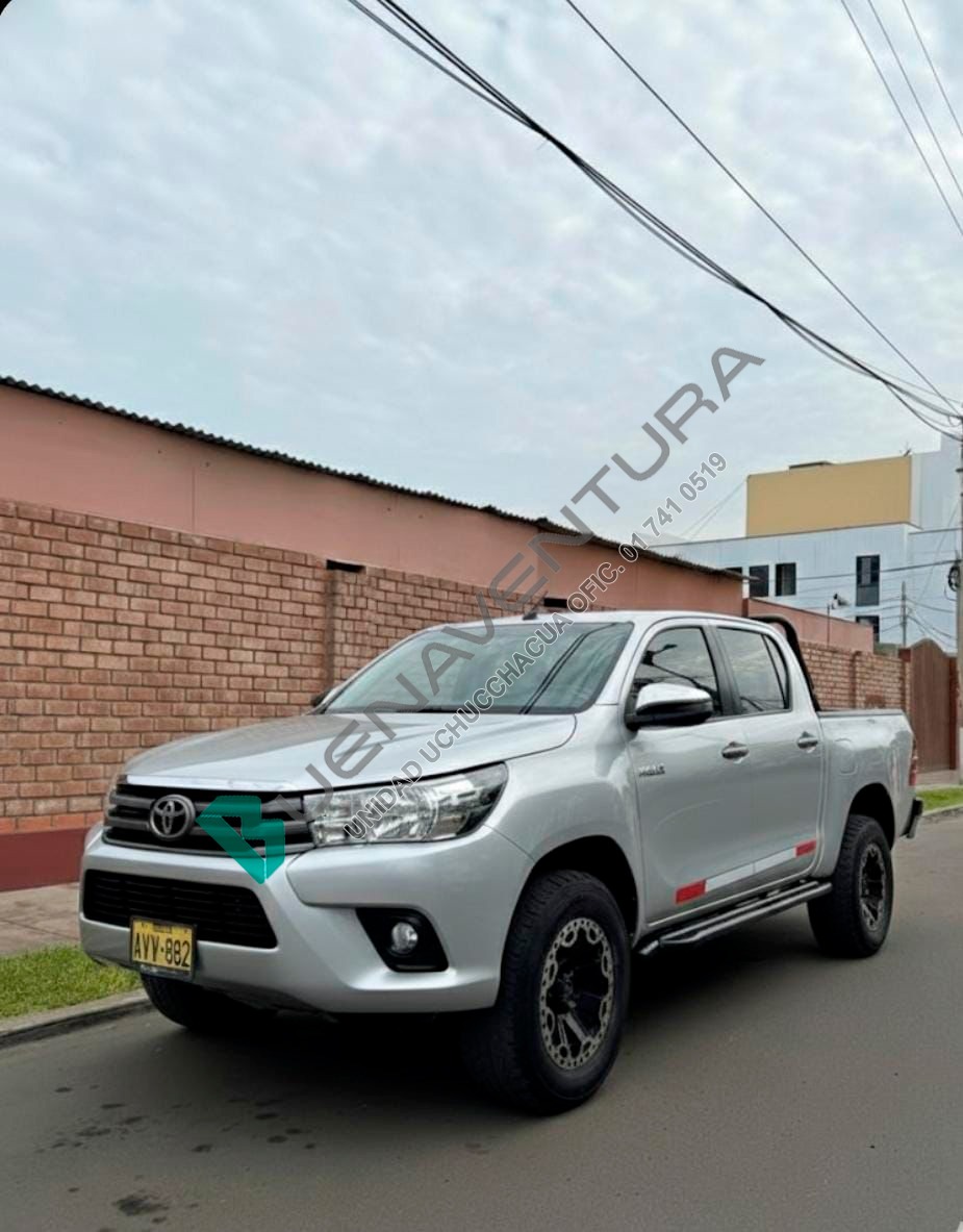 toy_hilux (1)